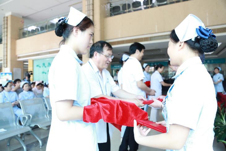 上海宏康医院.jpg 上海宏康医院.jpg